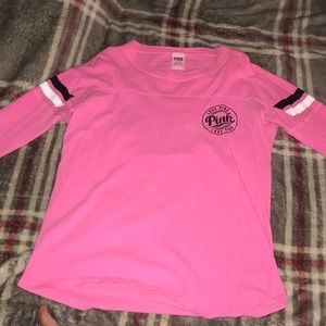 Cut out back long sleeve pink t